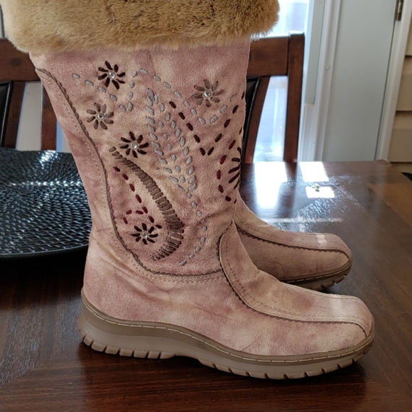 Bumper Shoes Moccasin Style Boots Poshmark